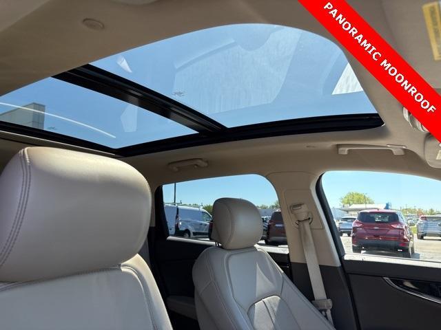used 2022 Lincoln Nautilus car, priced at $34,487