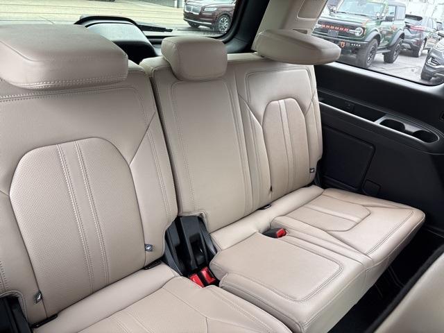 used 2024 Ford Expedition car, priced at $64,885