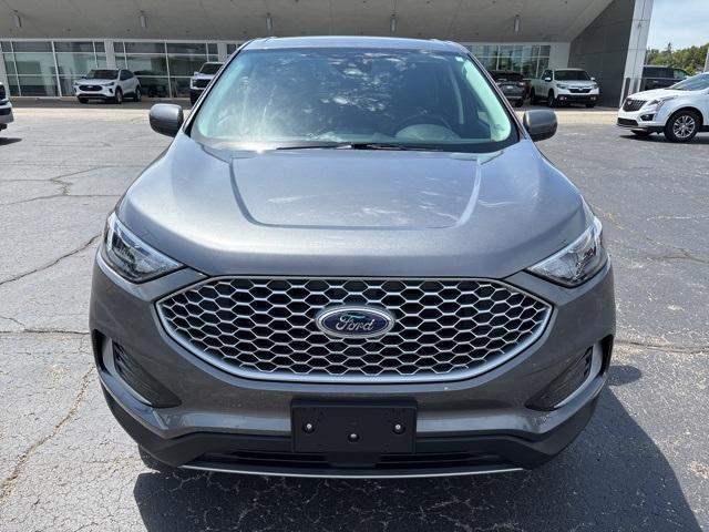 used 2024 Ford Edge car, priced at $28,697