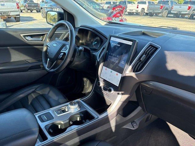 used 2024 Ford Edge car, priced at $28,997