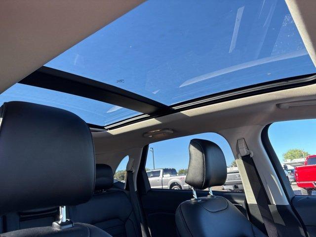 used 2024 Ford Edge car, priced at $28,997