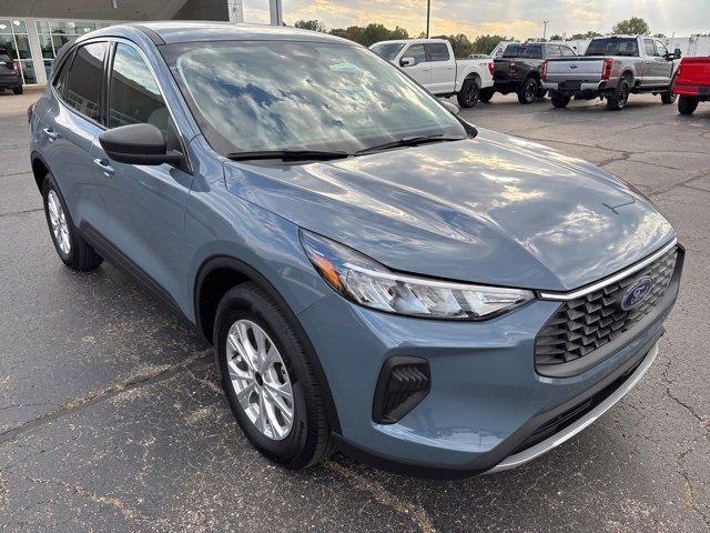 used 2023 Ford Escape car, priced at $25,497