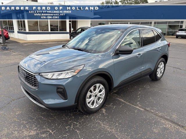 used 2023 Ford Escape car, priced at $25,497