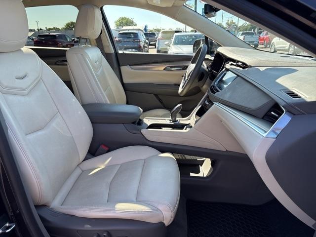 used 2017 Cadillac XT5 car, priced at $14,649