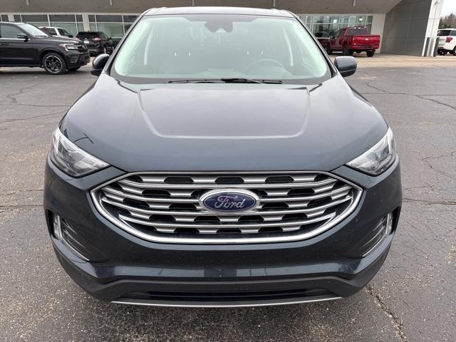 used 2022 Ford Edge car, priced at $29,897