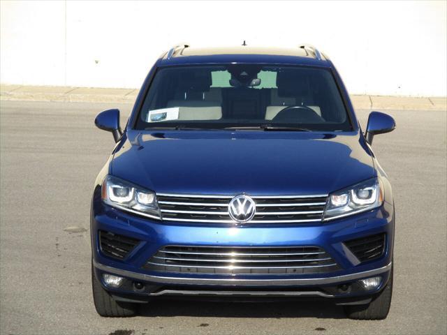 used 2017 Volkswagen Touareg car, priced at $27,462