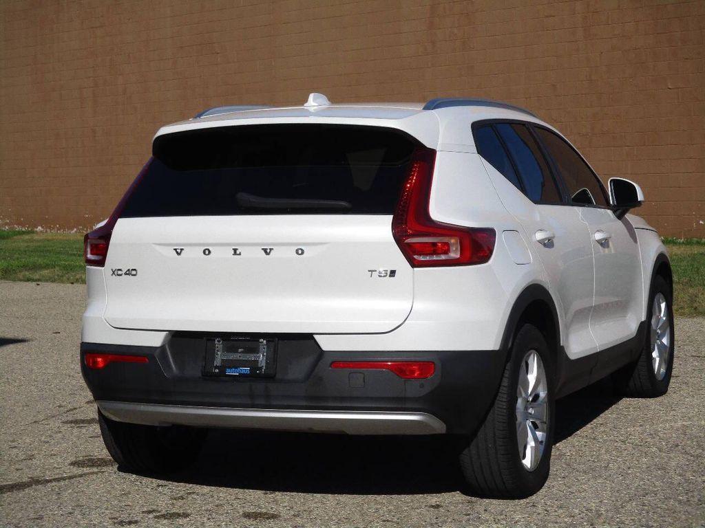 used 2022 Volvo XC40 car, priced at $19,860