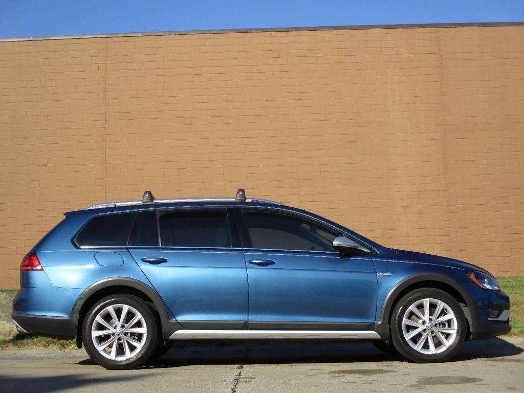 used 2017 Volkswagen Golf Alltrack car, priced at $20,789