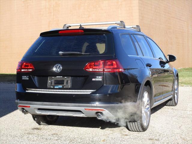 used 2017 Volkswagen Golf Alltrack car, priced at $21,647