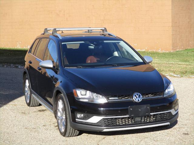 used 2017 Volkswagen Golf Alltrack car, priced at $21,647