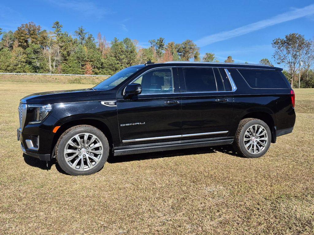 used 2021 GMC Yukon XL car, priced at $45,230