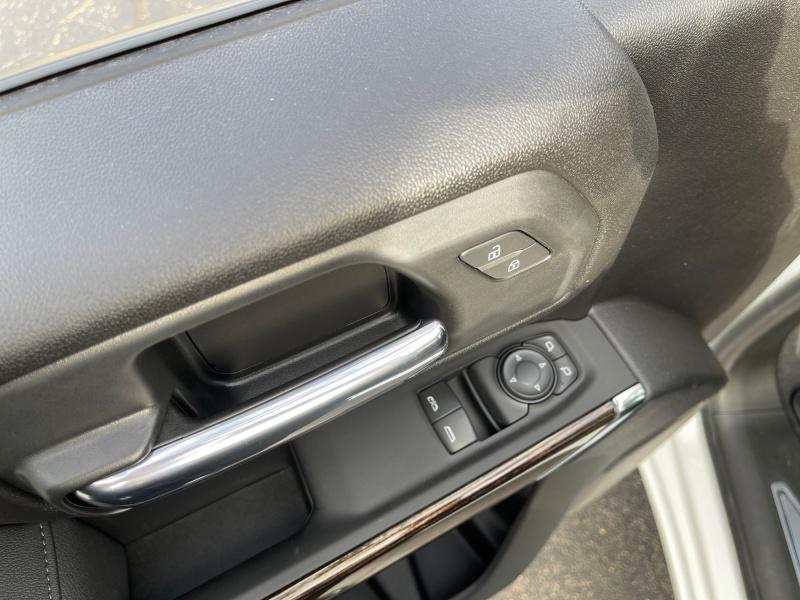 new 2026 GMC Sierra 2500 car, priced at $68,769