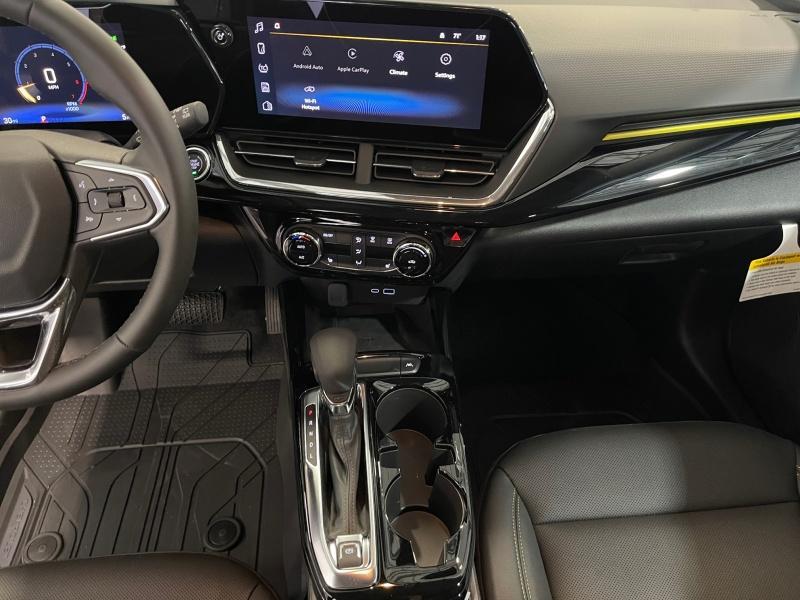 new 2025 Chevrolet Trax car, priced at $27,339