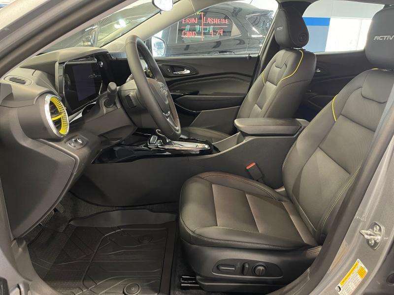 new 2025 Chevrolet Trax car, priced at $27,339