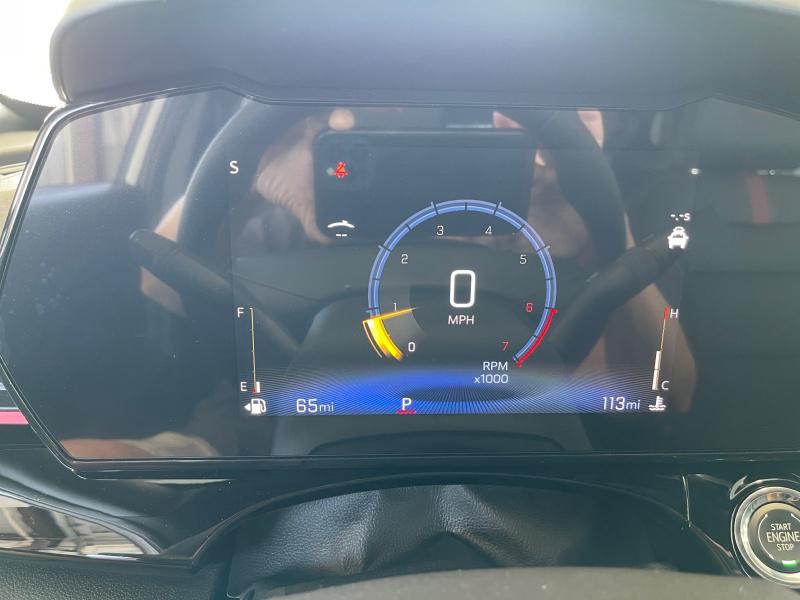 new 2025 Chevrolet Trax car, priced at $27,734