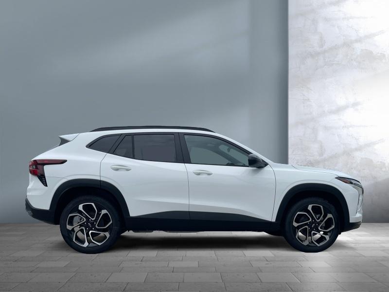 new 2025 Chevrolet Trax car, priced at $27,734