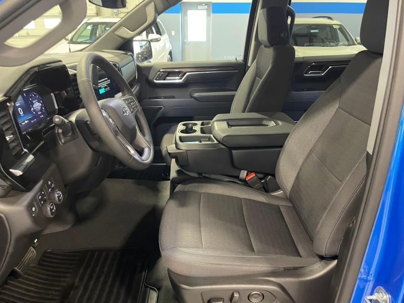 new 2025 Chevrolet Silverado 1500 car, priced at $57,884