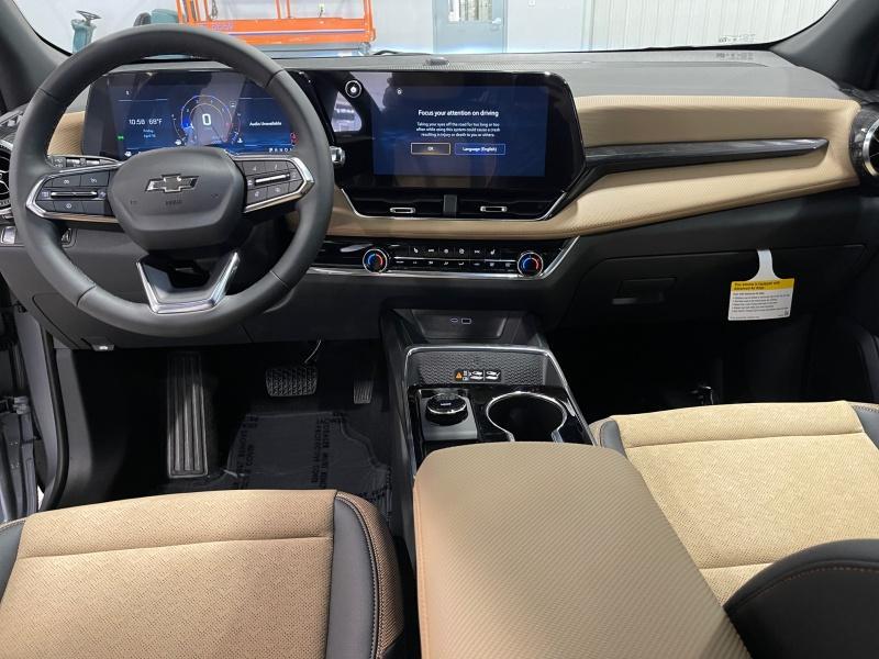 new 2025 Chevrolet Equinox car, priced at $38,239