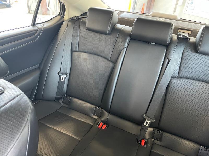 used 2022 Lexus ES 350 car, priced at $35,368