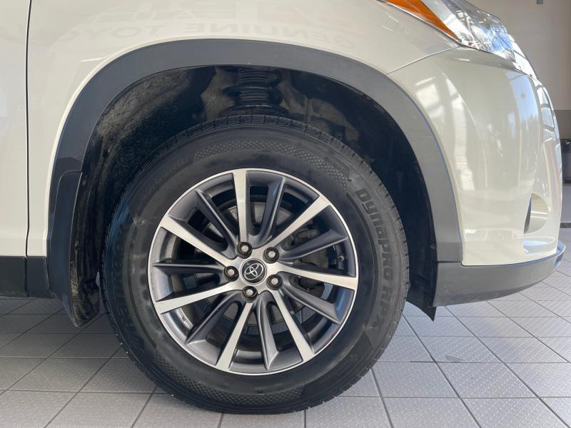 used 2019 Toyota Highlander car, priced at $25,834