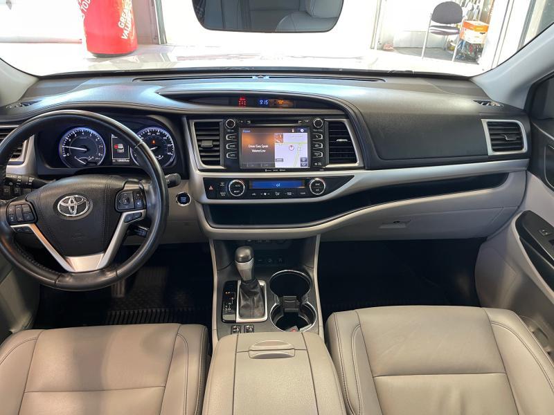 used 2019 Toyota Highlander car, priced at $25,834