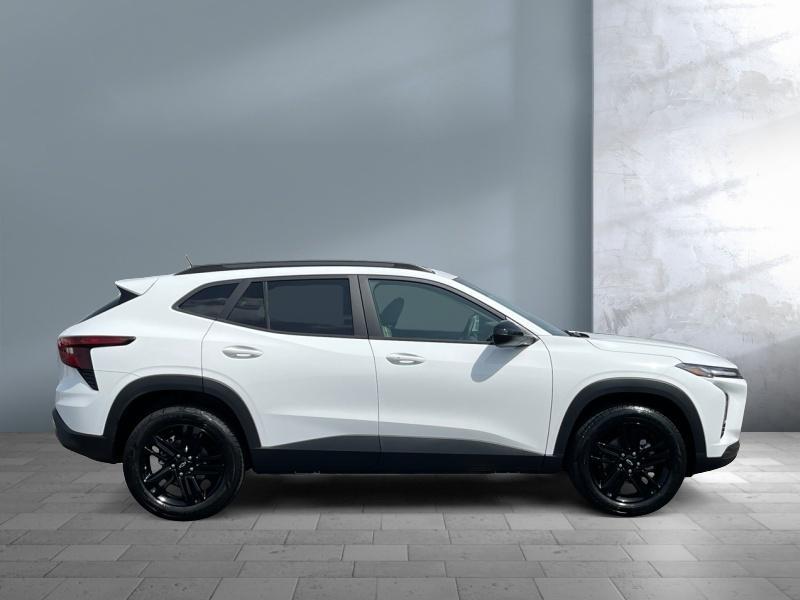 new 2025 Chevrolet Trax car, priced at $26,989