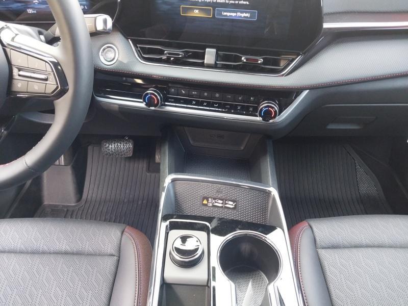 new 2026 Chevrolet Equinox car, priced at $39,069