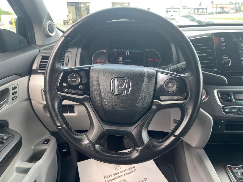 used 2022 Honda Pilot car, priced at $33,661