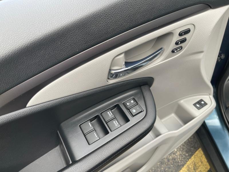 used 2022 Honda Pilot car, priced at $33,661