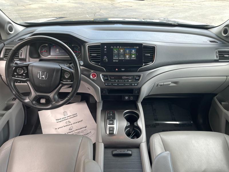 used 2022 Honda Pilot car, priced at $33,661