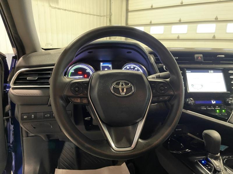 used 2018 Toyota Camry Hybrid car, priced at $22,977