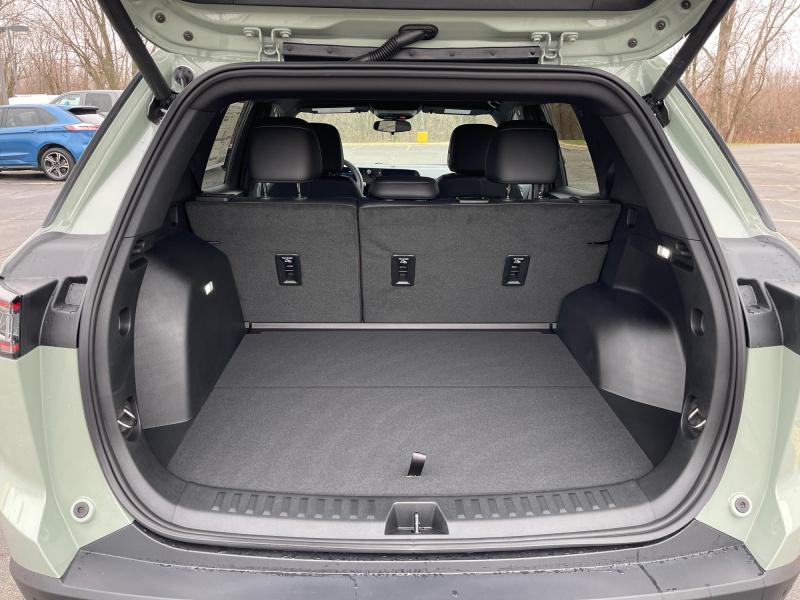 new 2026 Chevrolet Equinox car, priced at $32,944