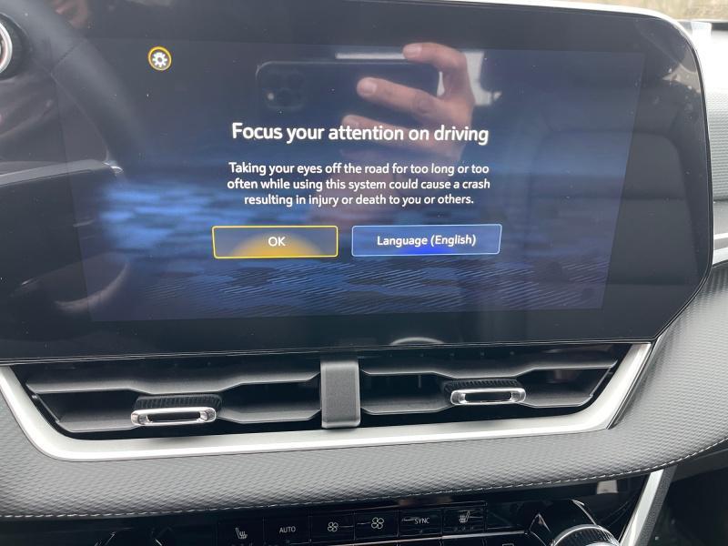 new 2026 Chevrolet Equinox car, priced at $32,944