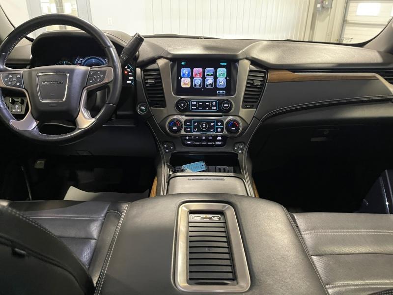 used 2020 GMC Yukon car, priced at $43,977