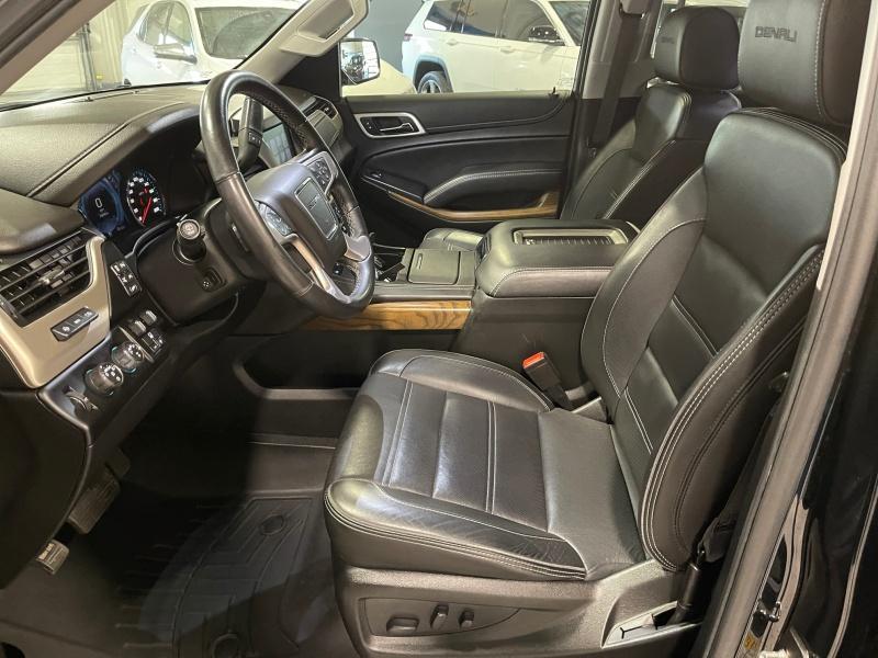 used 2020 GMC Yukon car, priced at $43,977