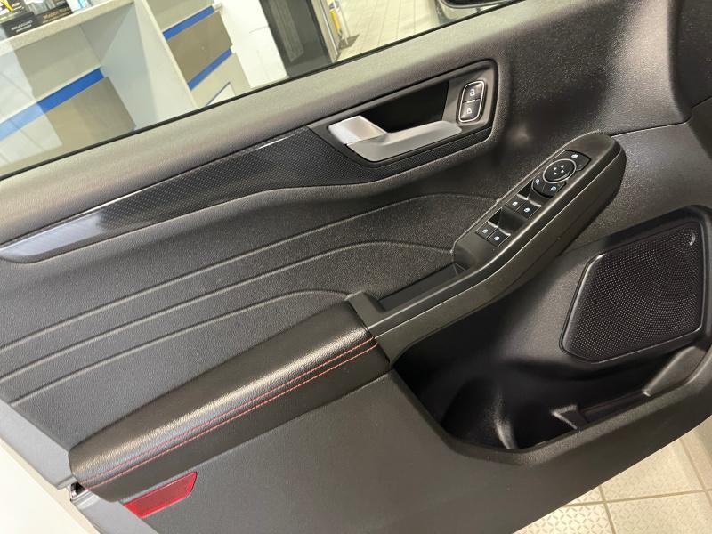 used 2024 Ford Escape car, priced at $24,366