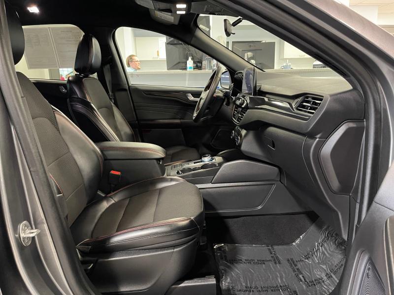 used 2024 Ford Escape car, priced at $24,366