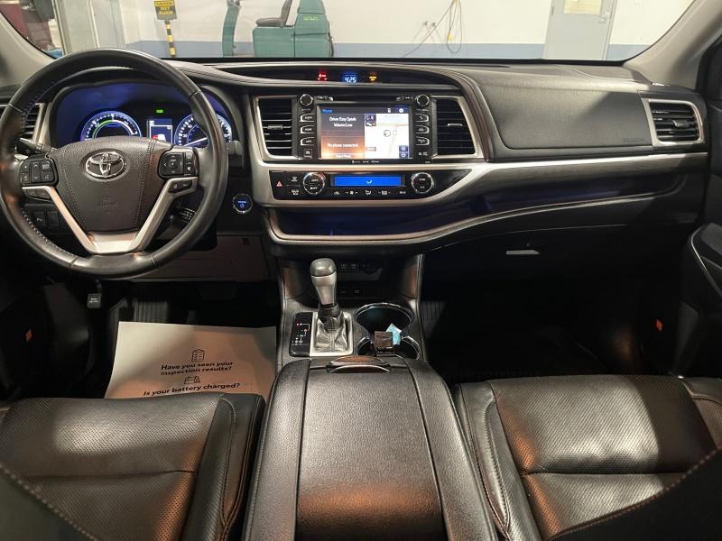 used 2019 Toyota Highlander Hybrid car, priced at $33,977