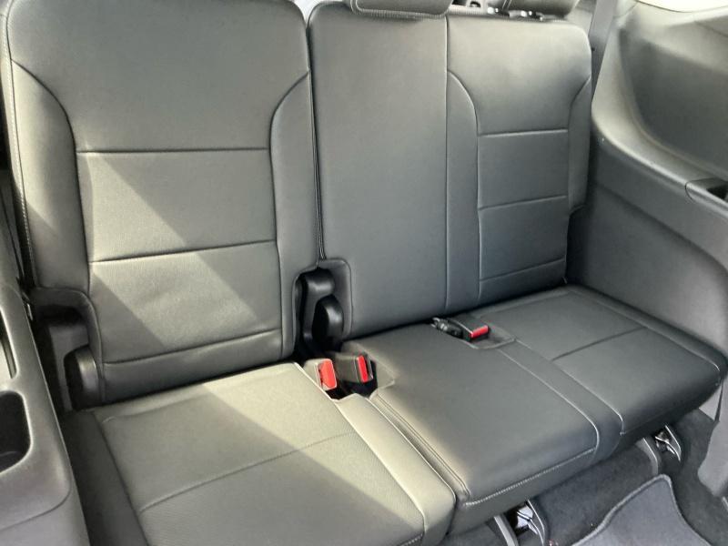 new 2025 Chevrolet Traverse car, priced at $47,089