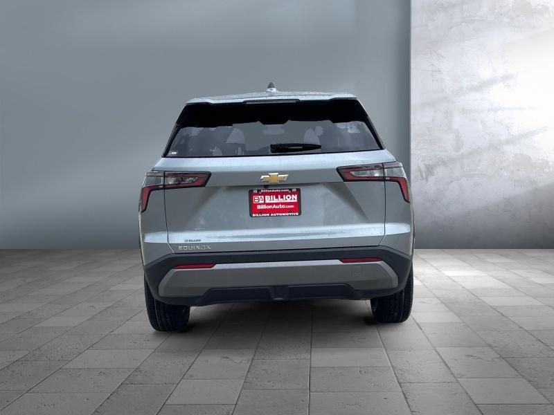 new 2026 Chevrolet Equinox car, priced at $30,394