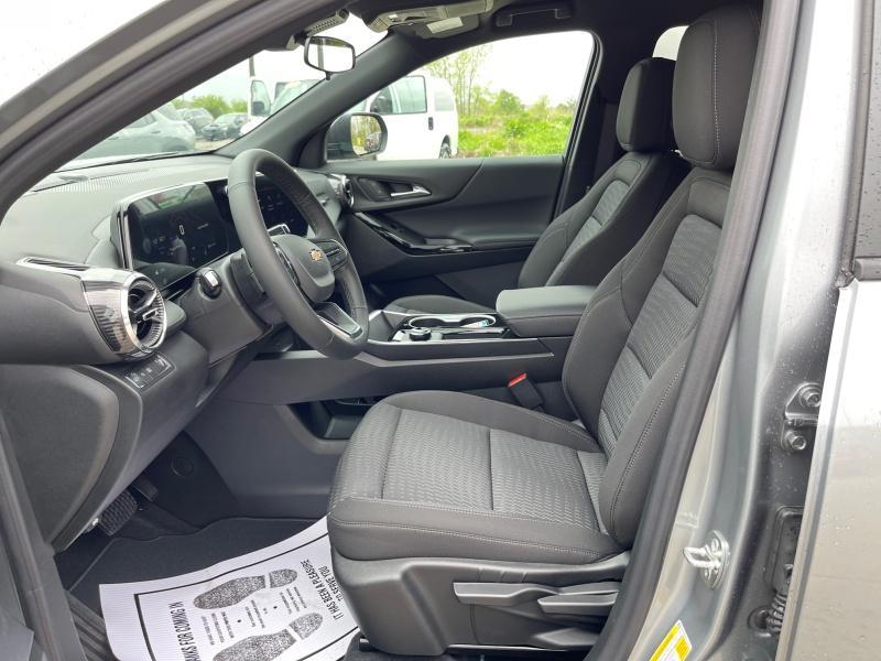 new 2026 Chevrolet Equinox car, priced at $30,394