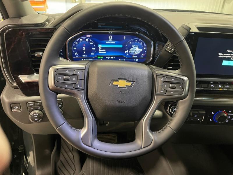 new 2025 Chevrolet Silverado 1500 car, priced at $58,674