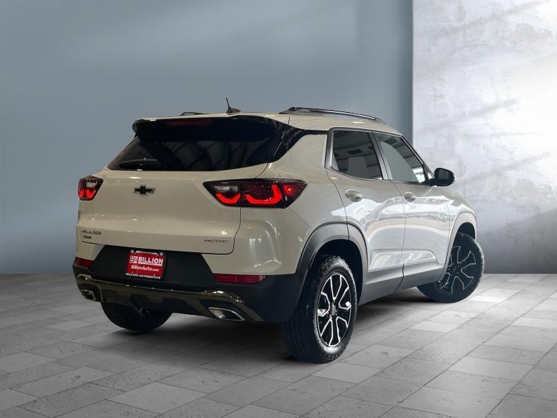 new 2025 Chevrolet TrailBlazer car, priced at $30,039