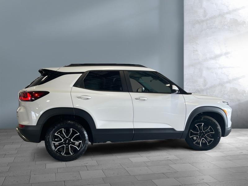 new 2025 Chevrolet TrailBlazer car, priced at $30,039