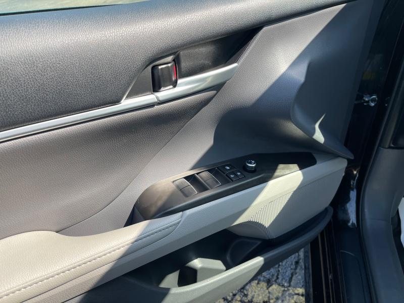 used 2023 Toyota Camry Hybrid car, priced at $35,605