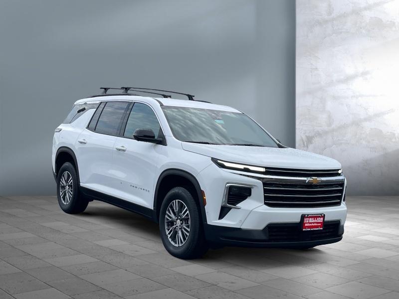 new 2025 Chevrolet Traverse car, priced at $50,823