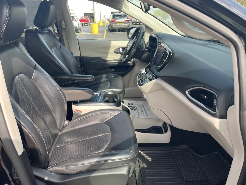 used 2023 Chrysler Pacifica car, priced at $25,988