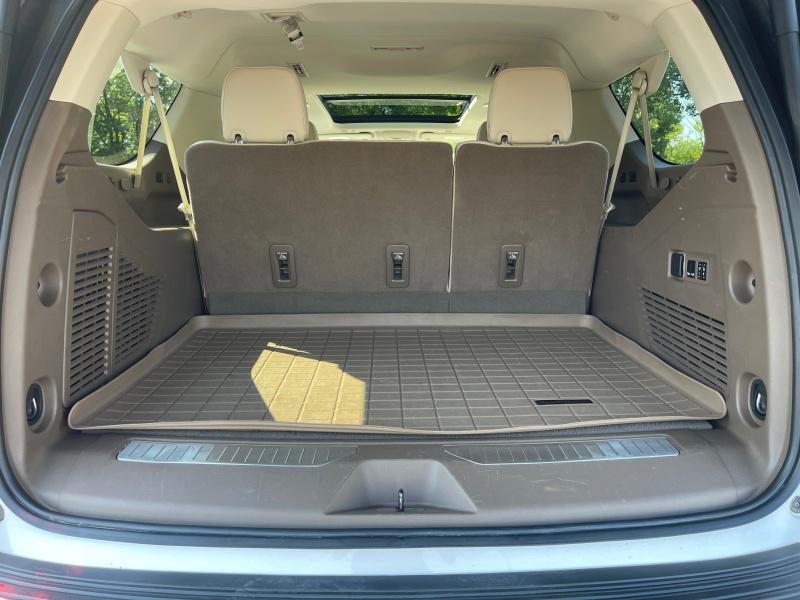 used 2022 GMC Yukon XL car, priced at $63,428