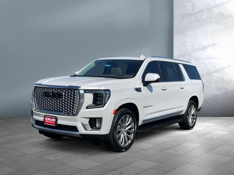 used 2022 GMC Yukon XL car, priced at $63,428