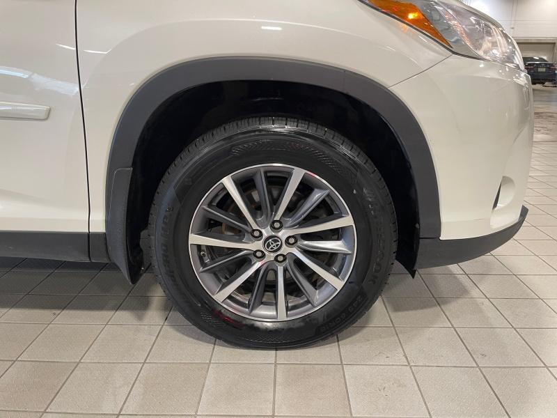 used 2019 Toyota Highlander car, priced at $23,977